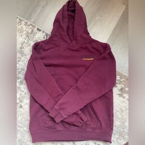O’Neill brand hoodie. Boys standard fit size large. Color burgundy.